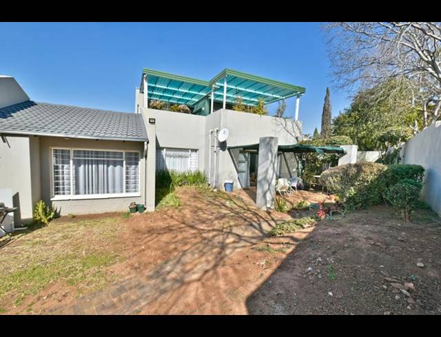 2 BEDROOM APARTMENT FOR SALE IN SUNDOWNER